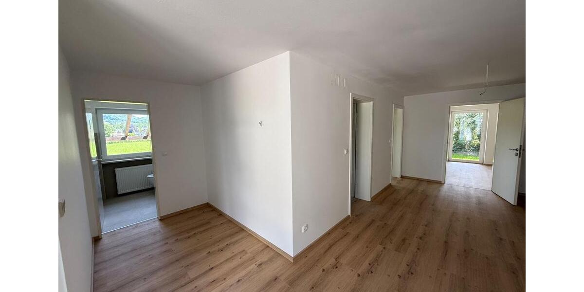 Terrassenwohnung Bayerisch Gmain - 4 Zimmer, 157 m&sup2;, 2.300&euro; | Angebot:26702056