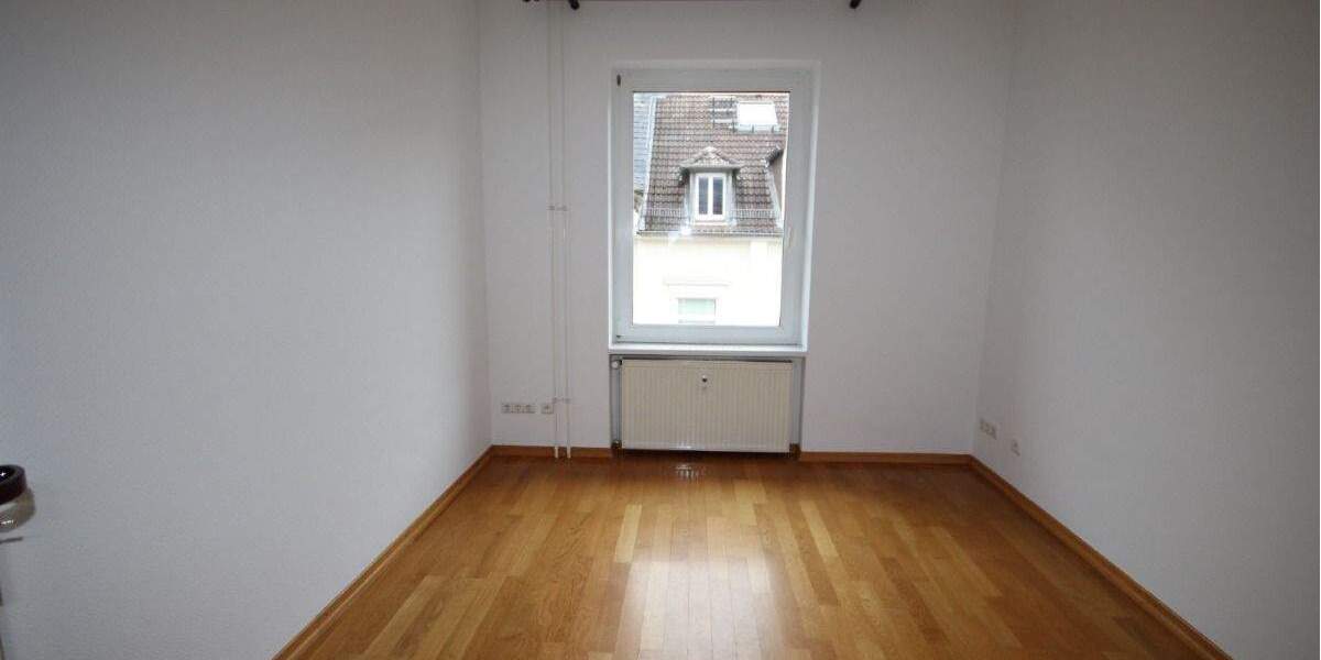 Etagenwohnung Frankfurt am Main Bornheim - 5 Zimmer, 145 m&sup2;, 2.550&euro; | Angebot:25110323