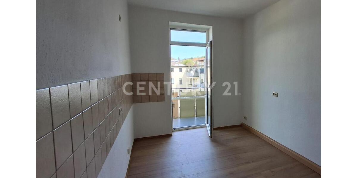 Dachgeschoßwohnung Gera Alt-Taubenpreskeln - 3 Zimmer, 91 m&sup2;, 540&euro; | Angebot:26632733