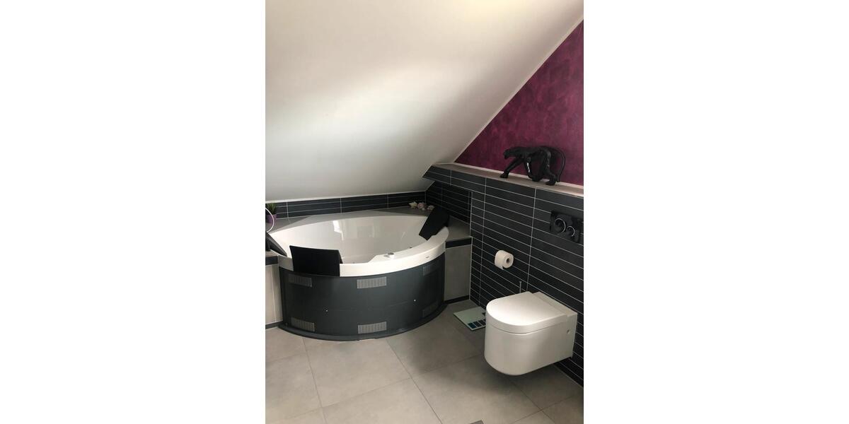 Dachgeschoßwohnung Wettringen - 2 Zimmer, 80 m&sup2;, 1.100&euro; | Angebot:26652905