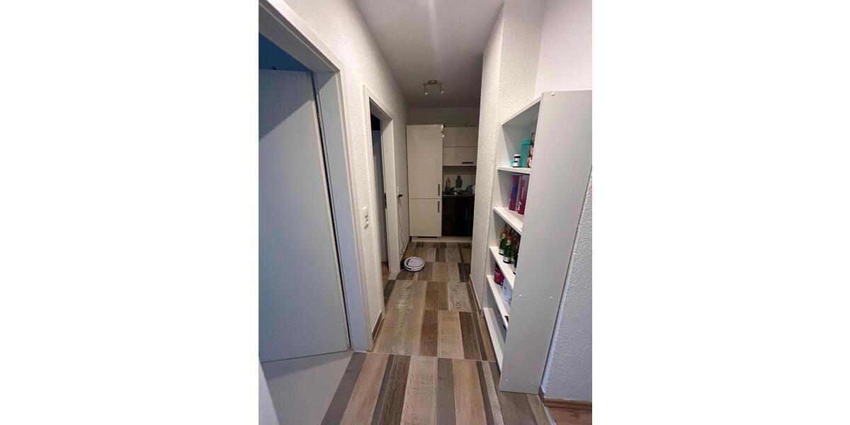 Dachgeschoßwohnung Werdau - 2 Zimmer, 40 m&sup2;, 250&euro; | Angebot:24825349