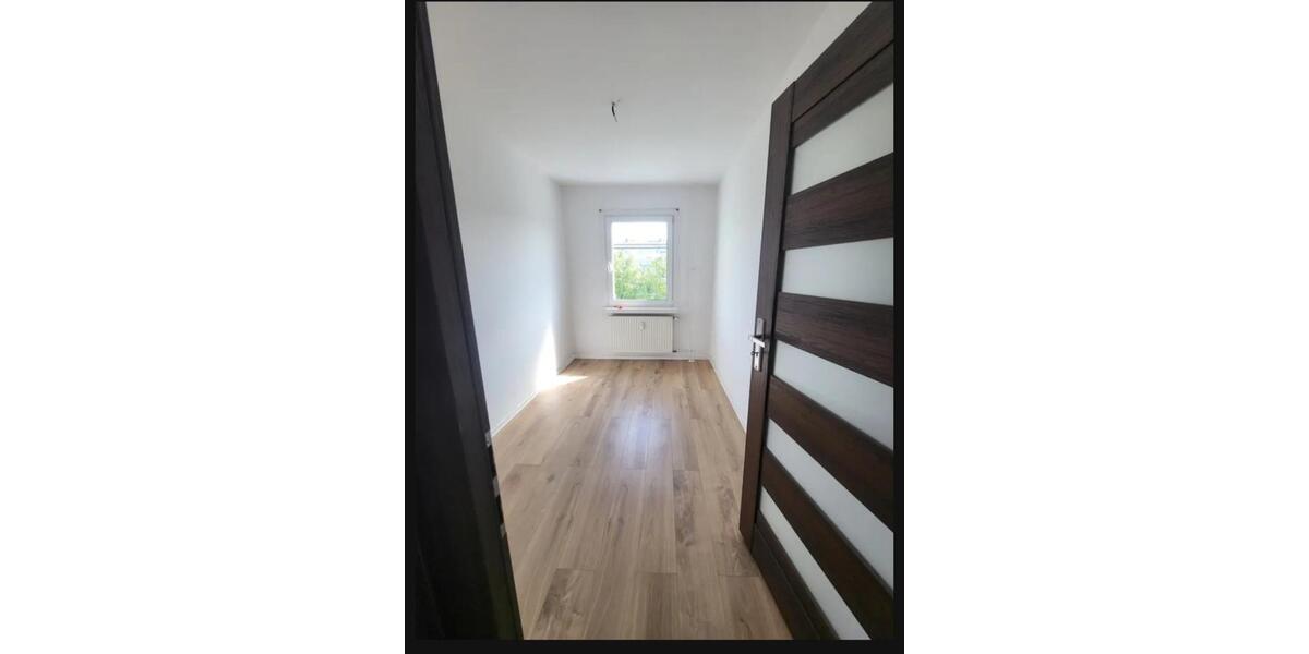 Etagenwohnung Schwerin Friedrichsthal - 3 Zimmer, 55 m&sup2;, 618&euro; | Angebot:24749657