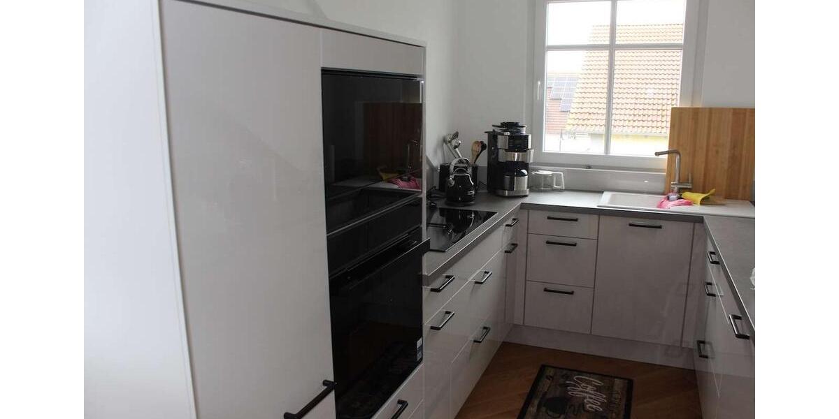 Dachgeschoßwohnung Deidesheim - 3 Zimmer, 100 m&sup2;, 1.380&euro; | Angebot:26489482