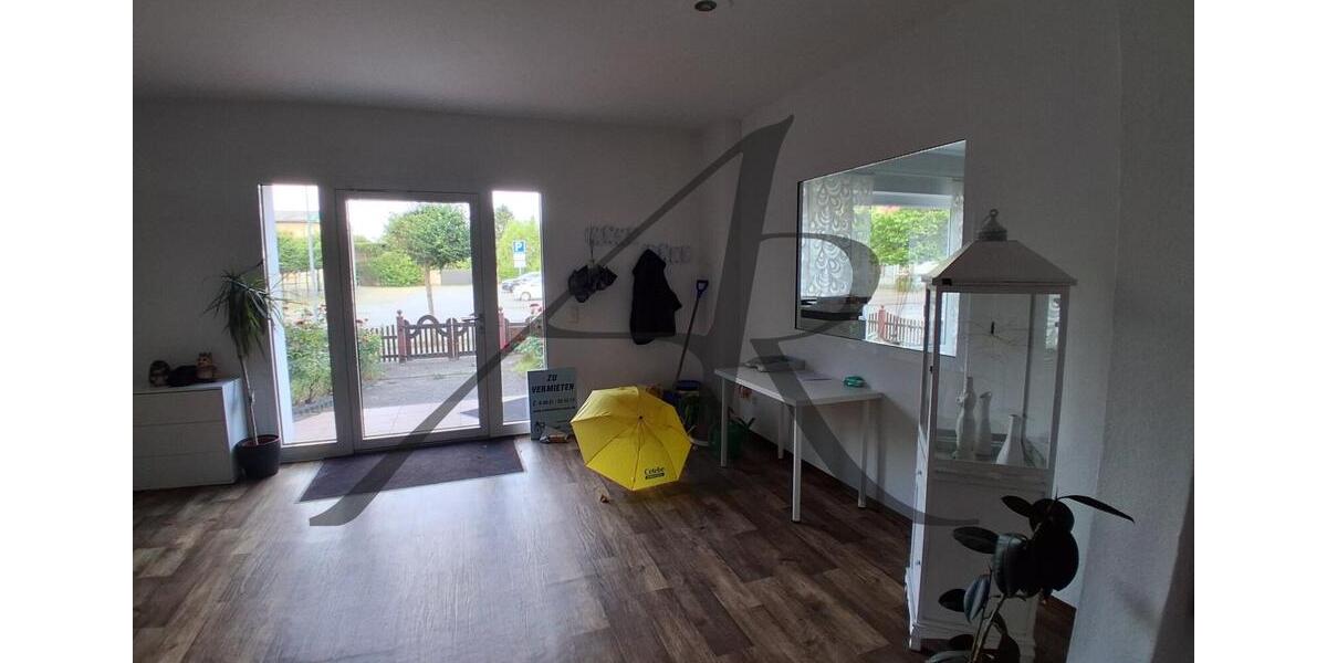 Gewerbeeinheit - Büro, Praxis im Erdgeschoss mit eigenem Eingang im Herzen der Stadt zimmer