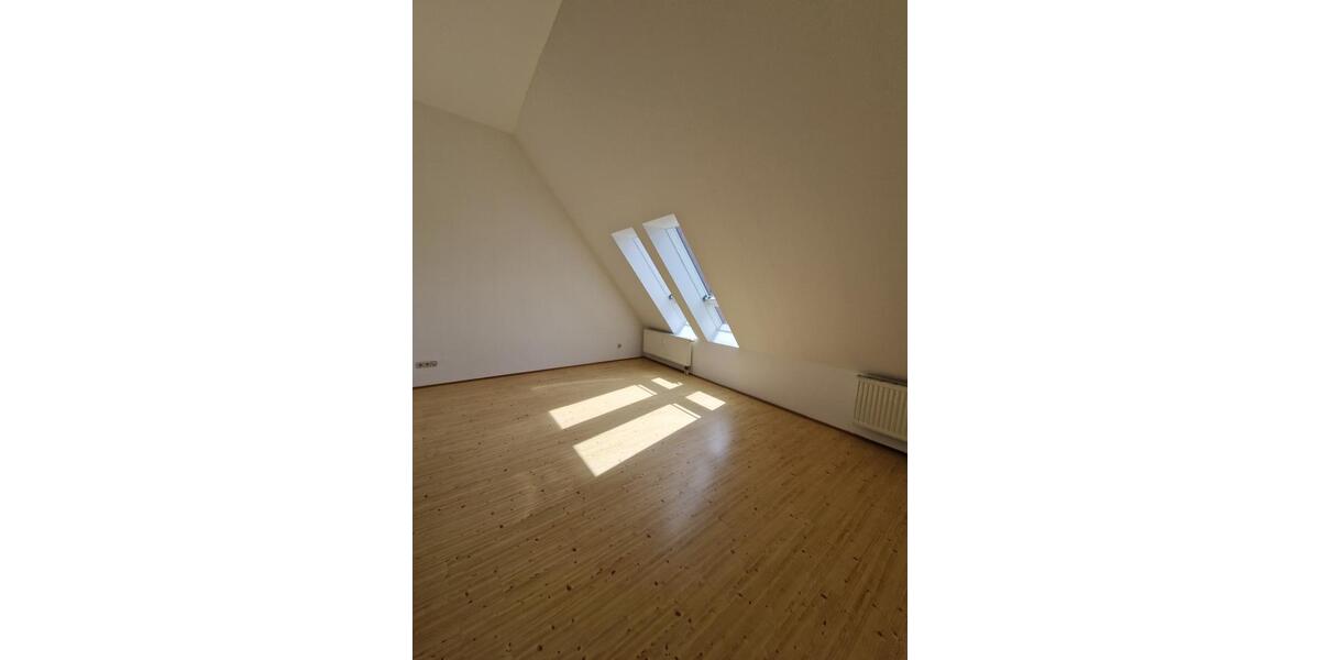 Maisonettenwohnung Hohenstein-Ernstthal Ernstthal - 1 Zimmer, 70 m&sup2;, 450&euro; | Angebot:24563122