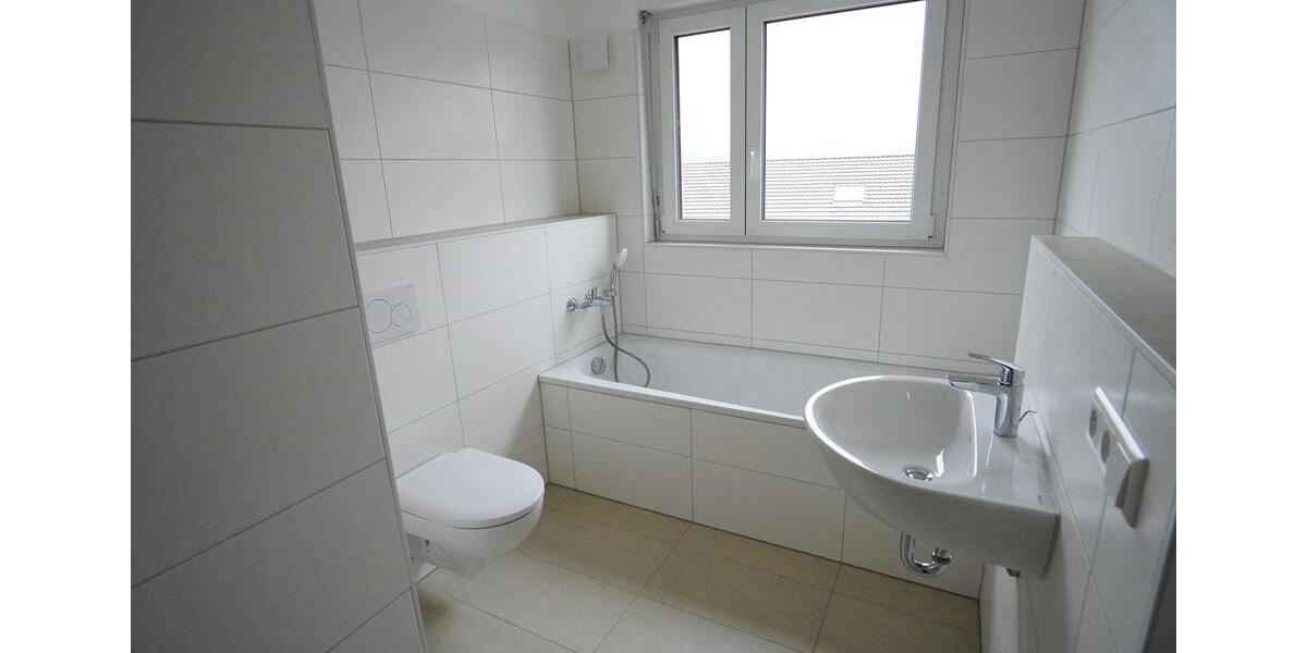 Reihenhaus Pforzheim Eutingen - 5 Zimmer, 132 m&sup2;, 1.499&euro; | Angebot:24747498