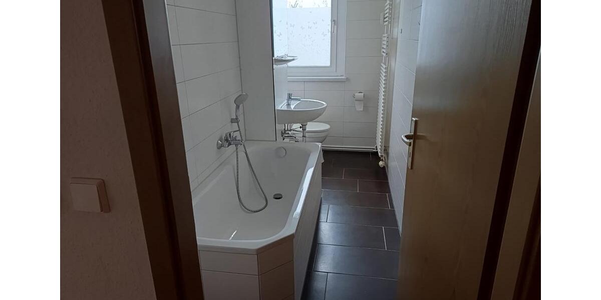 Etagenwohnung Querfurt - 2 Zimmer, 50 m&sup2;, 335&euro; | Angebot:26283588