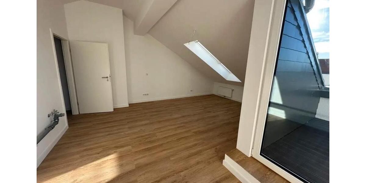 Dachgeschoßwohnung Berlin Charlottenburg-Wilmersdorf - 2 Zimmer, 50 m&sup2;, 1.519&euro; | Angebot:26704708