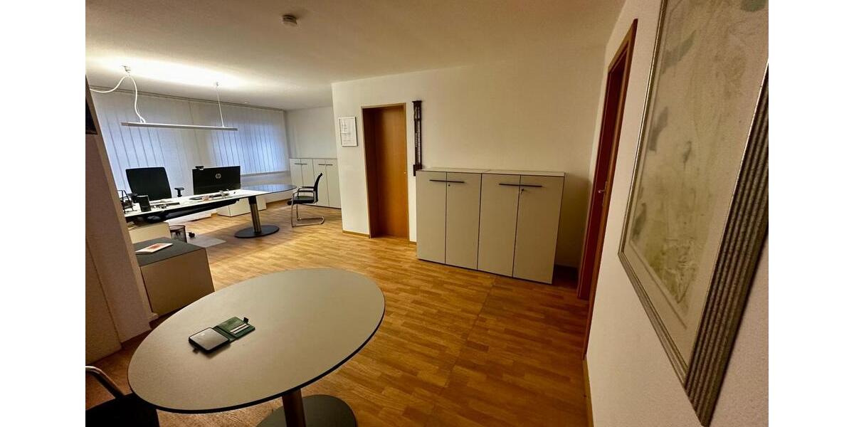 Büro Gewerbeeinheit mit großen Schaufenstern 77933 Lahr-Sulz zimmer
