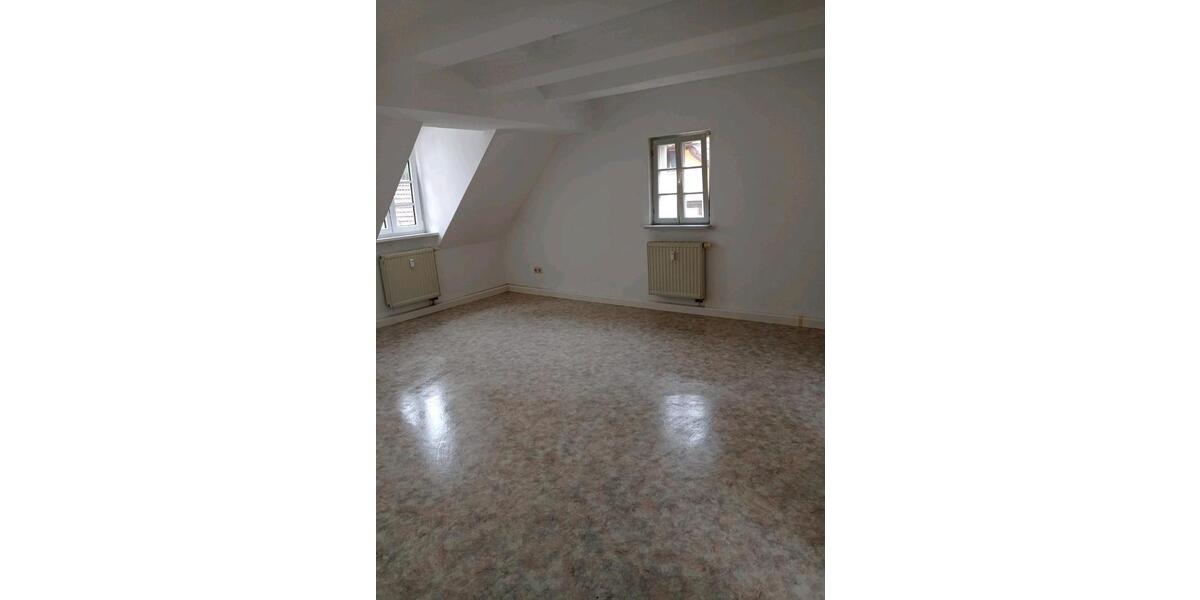 Dachgeschoßwohnung Pottenstein - 3 Zimmer, 85 m&sup2;, 840&euro; | Angebot:26320593
