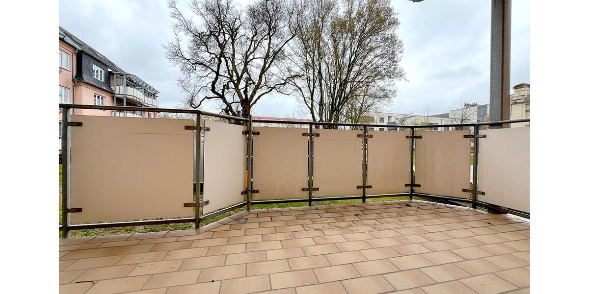 Erdgeschoßwohnung Glauchau - 2 Zimmer, 57 m&sup2;, 360&euro; | Angebot:26001487