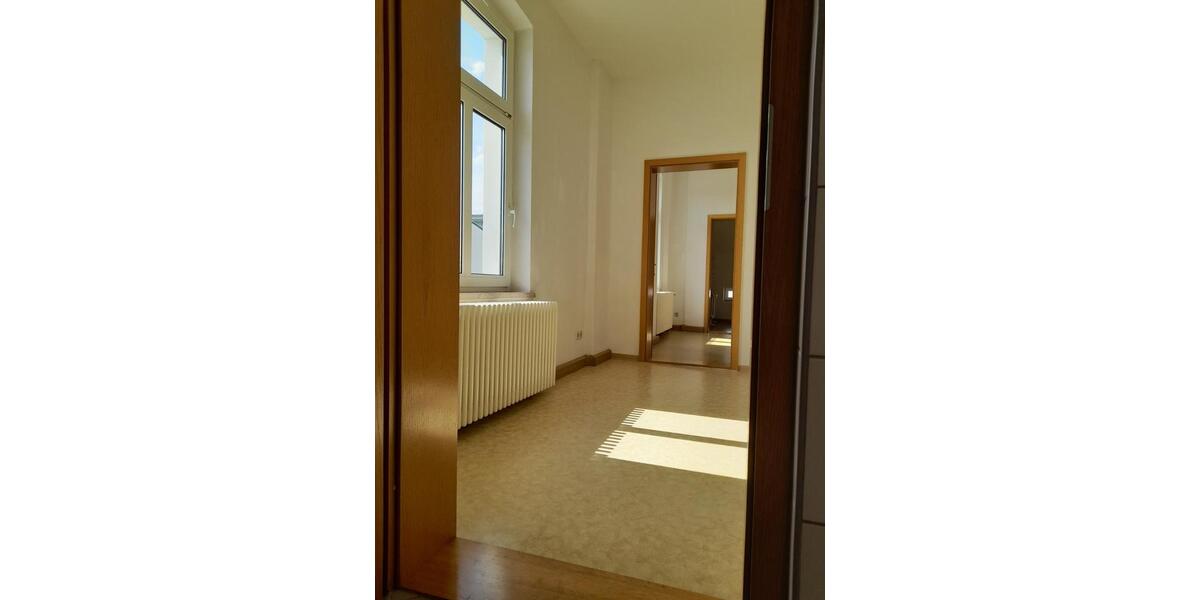 Dachgeschoßwohnung Merseburg - 3.5 Zimmer, 105 m&sup2;, 525&euro; | Angebot:22129093