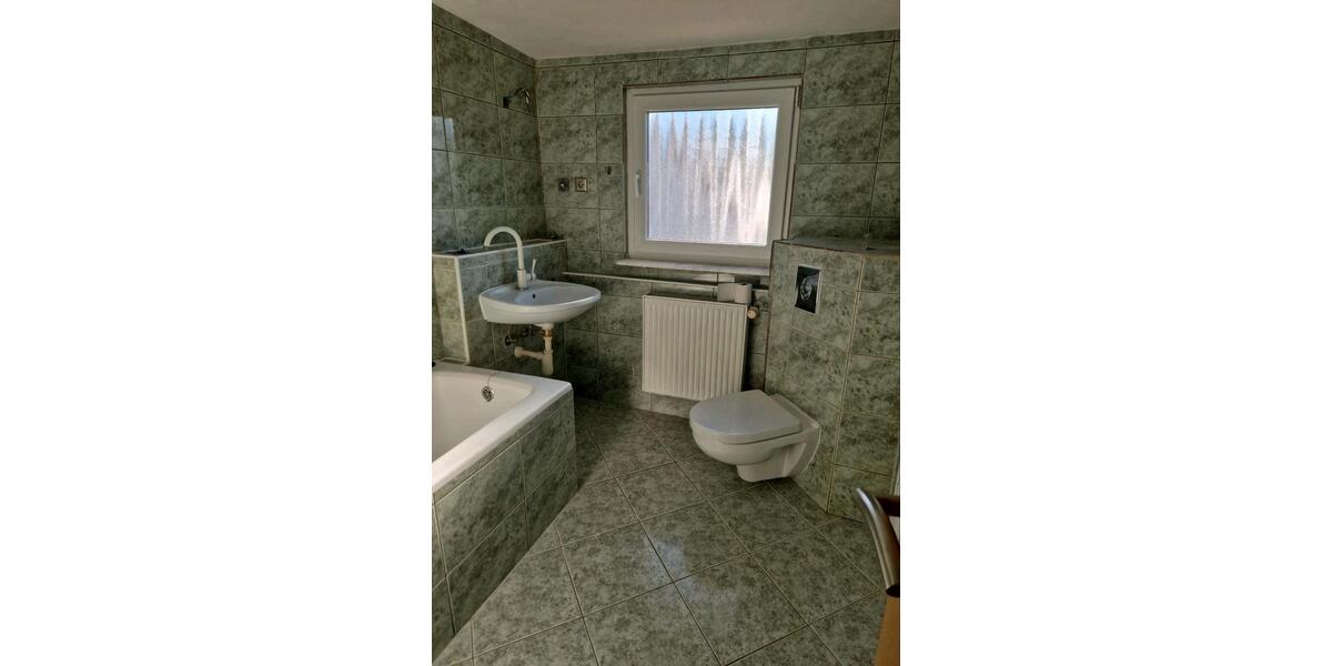 Dachgeschoßwohnung Forchheim - 3 Zimmer, 75 m&sup2;, 800&euro; | Angebot:26681368