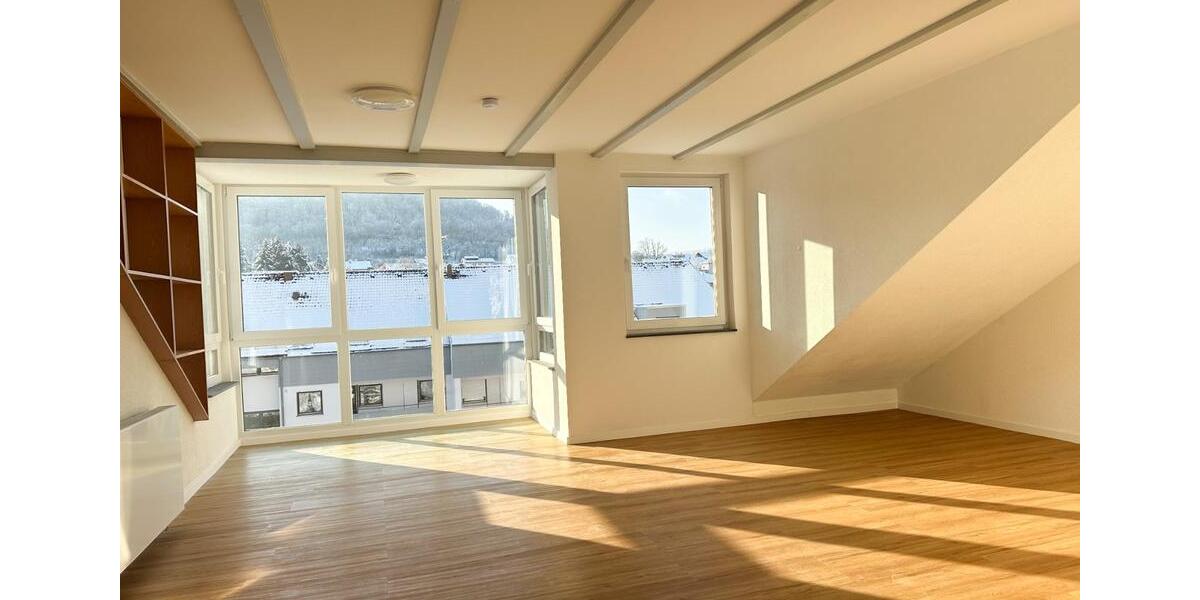 Dachgeschoßwohnung Aalen Ebnat - 1 Zimmer, 45 m&sup2;, 652&euro; | Angebot:25098836