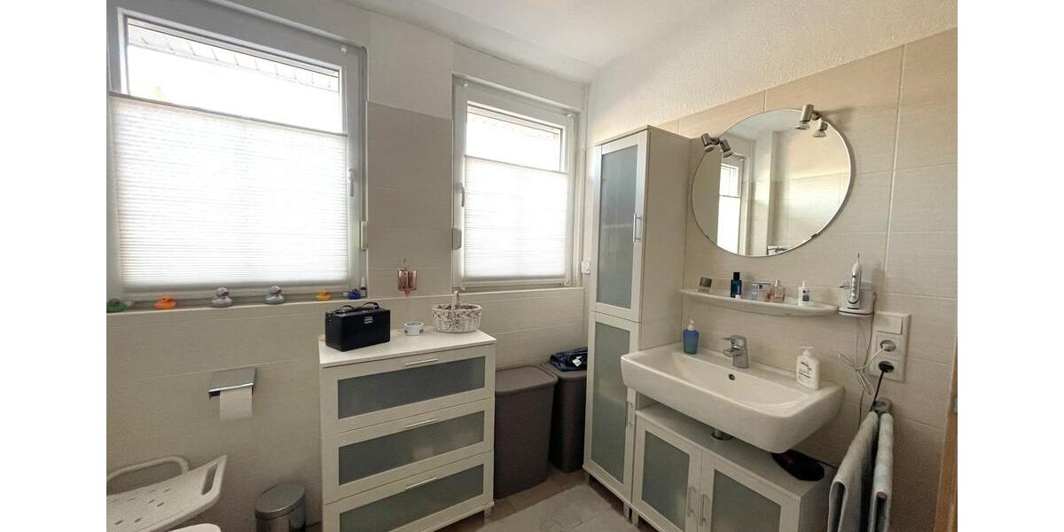 Dachgeschoßwohnung Bad Zwischenahn - 3 Zimmer, 82 m&sup2;, 895&euro; | Angebot:24716579