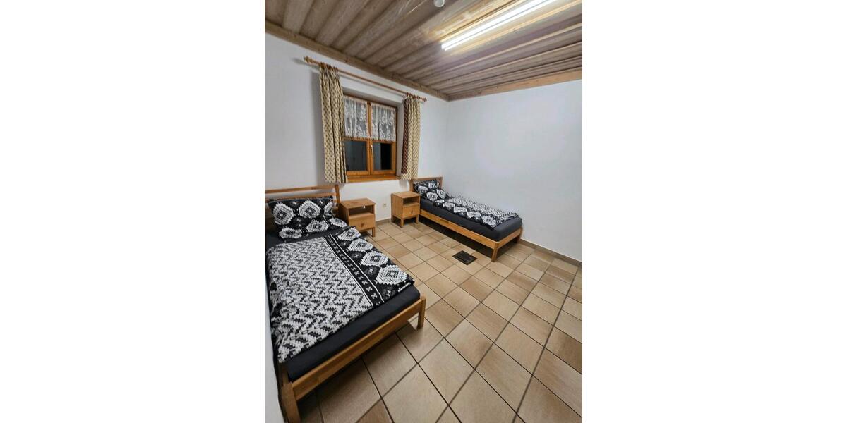 Einfamilienhaus Gangkofen - 4.5 Zimmer, 130 m&sup2;, 1.500&euro; | Angebot:26286836