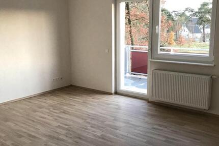 Wohnung Nauen - 3 Zimmer, 77 m&sup2;, 850&euro; | Angebot:26646408