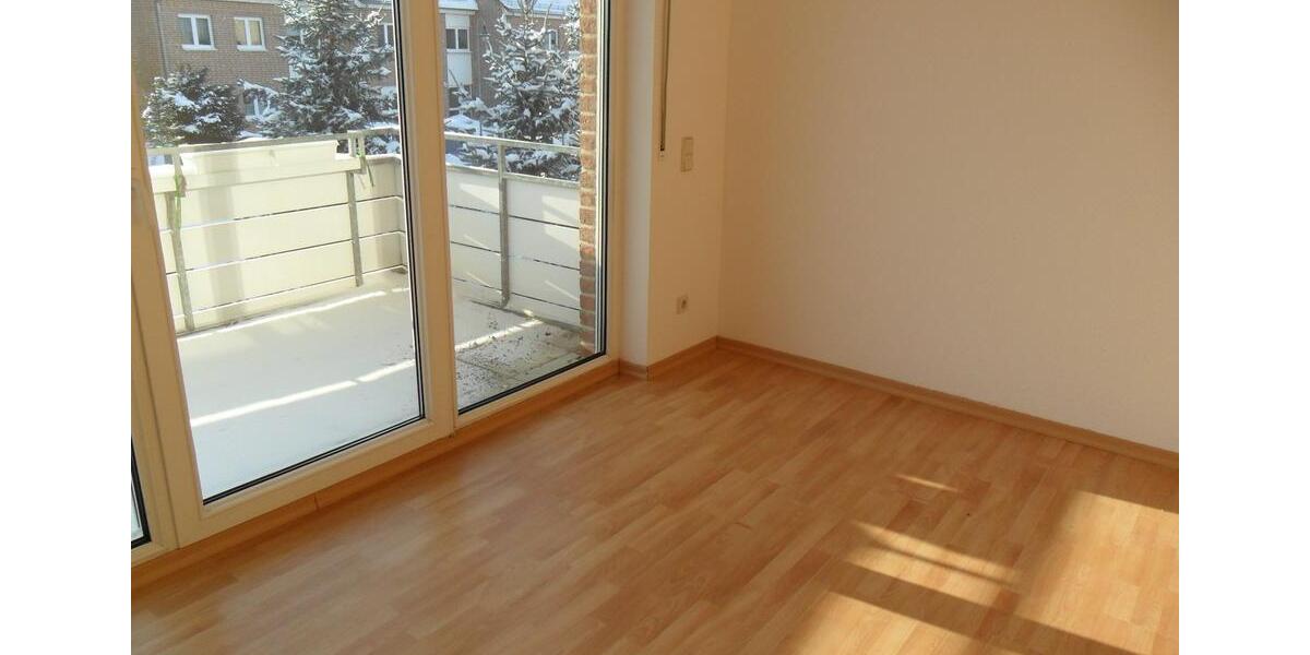Etagenwohnung Brandis Kleinsteinberg - 3 Zimmer, 79 m&sup2;, 618&euro; | Angebot:25079472