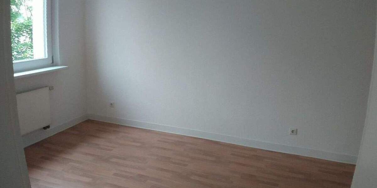 Etagenwohnung Chemnitz Gablenz - 2 Zimmer, 46 m&sup2;, 255&euro; | Angebot:26155801