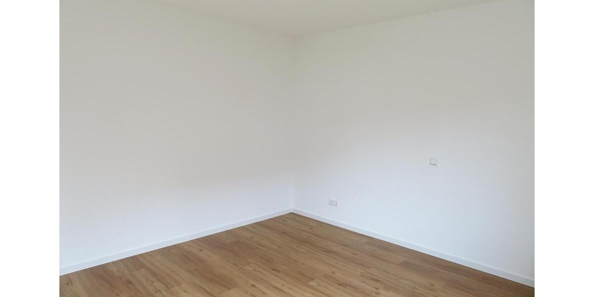 Hochparterre Hetzerath - 4 Zimmer, 104 m&sup2;, 1.050&euro; | Angebot:26625014