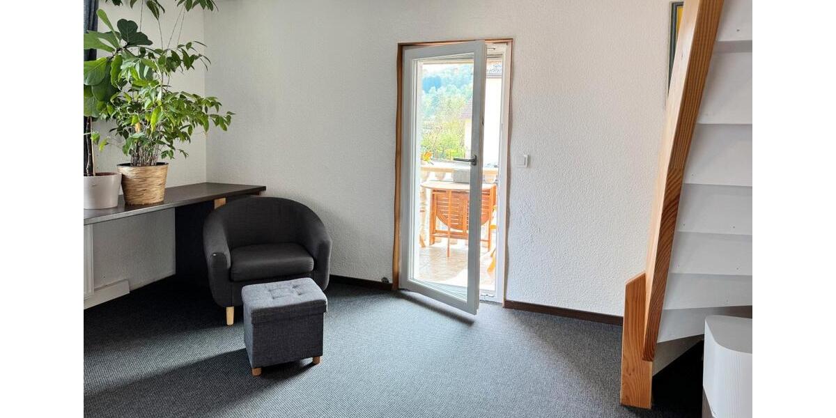 Doppelhaushälfte Neuenstein - 6 Zimmer, 108 m&sup2;, 1.440&euro; | Angebot:26463064