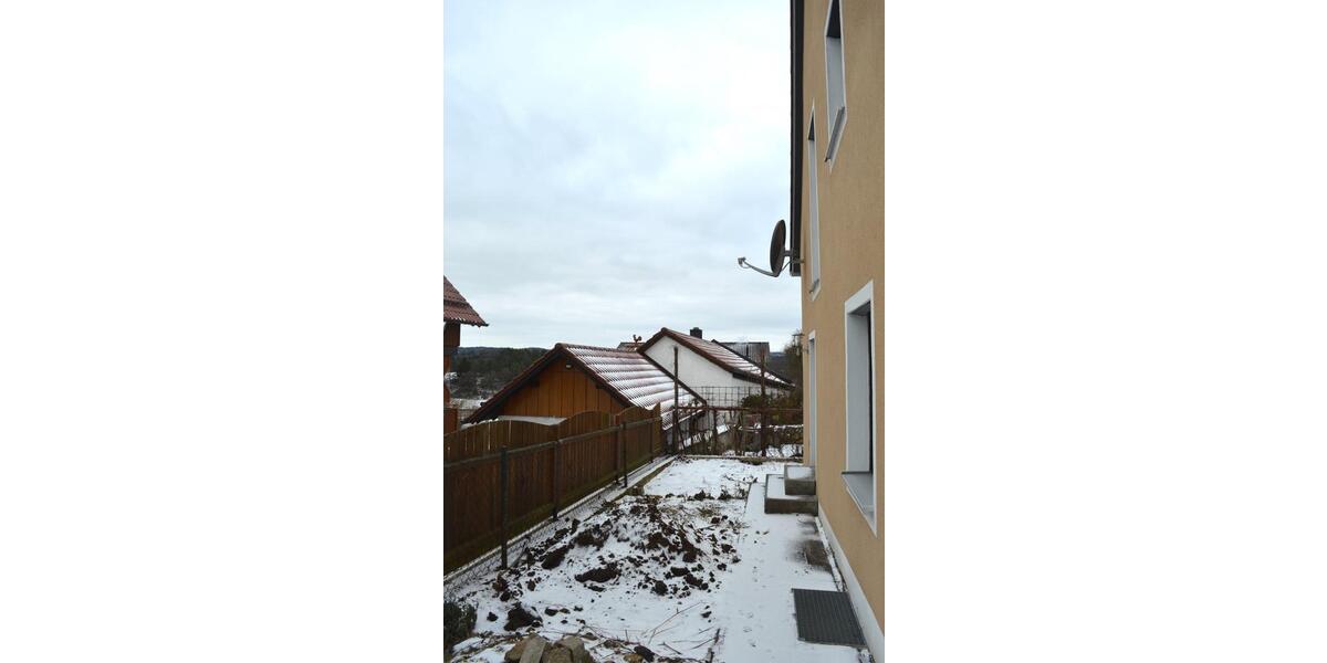 Kernsanierte, energieeffiziente Erdgeschosswohnung mit Garten 2 zimmer