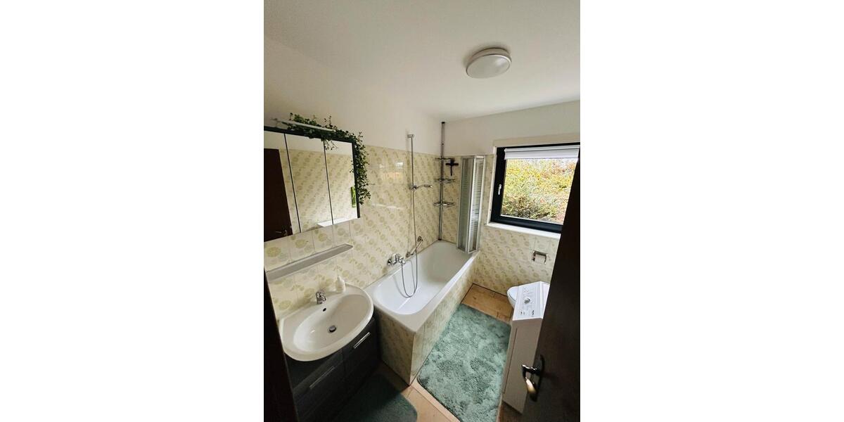 Erdgeschoßwohnung Weil am Rhein - 2 Zimmer, 80 m&sup2;, 1.200&euro; | Angebot:26611047