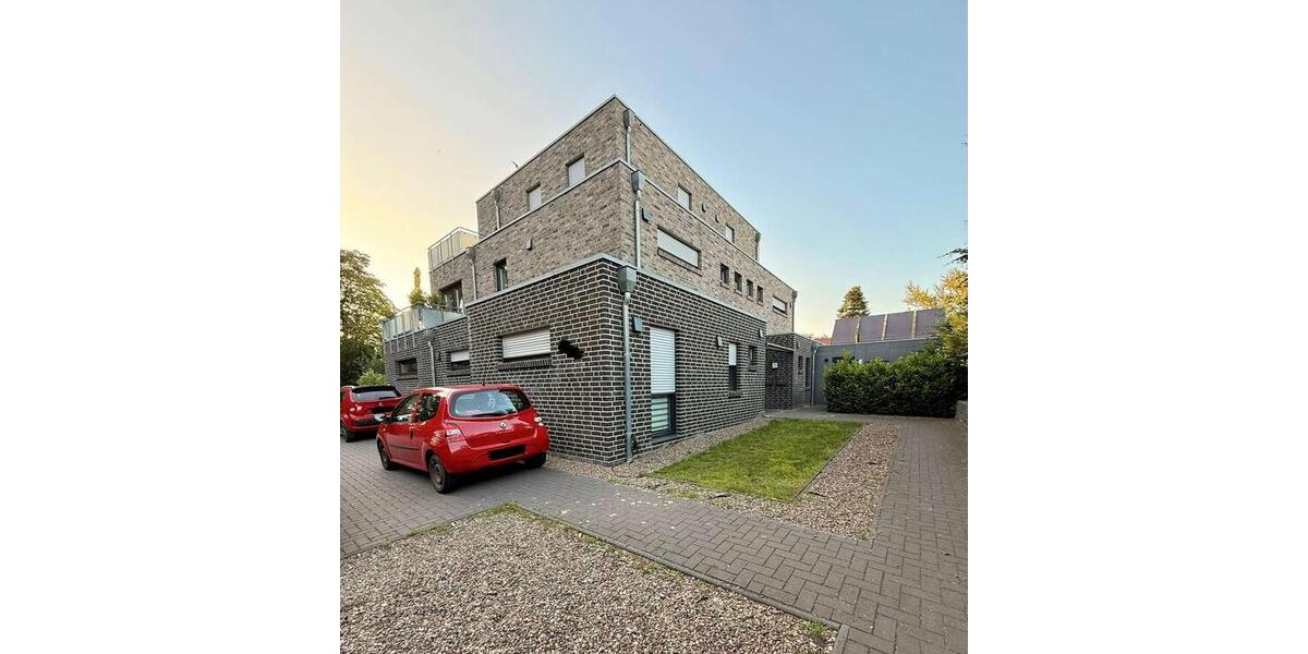 Erdgeschoßwohnung Wildeshausen - 3 Zimmer, 103 m&sup2;, 990&euro; | Angebot:25350576