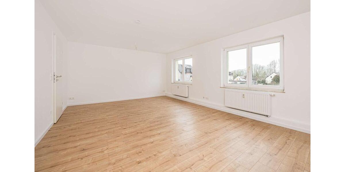 Etagenwohnung Borna - 3 Zimmer, 74 m&sup2;, 660&euro; | Angebot:26545939