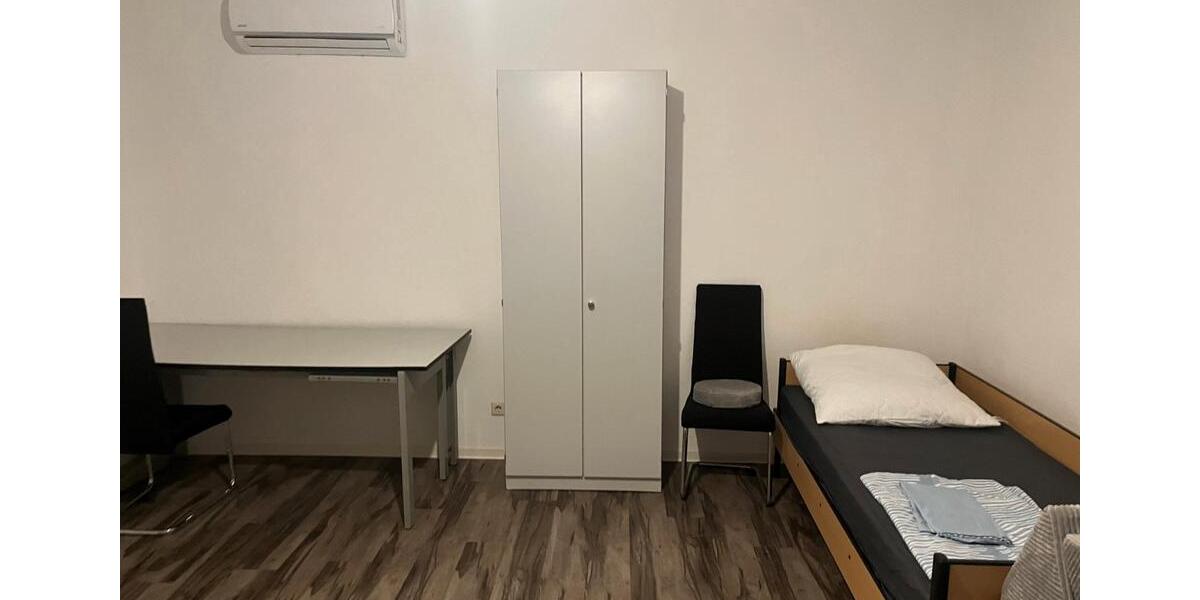 Erdgeschoßwohnung Neuried - 1 Zimmer, 9 m&sup2;, 25&euro; | Angebot:26645491