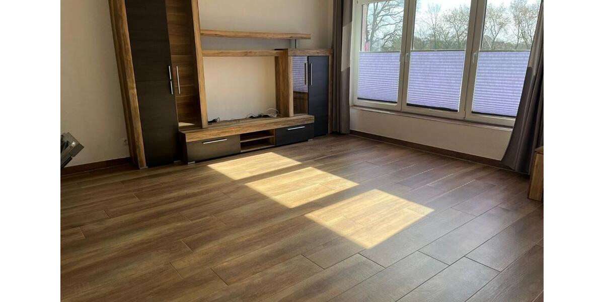 Etagenwohnung Garrel - 2 Zimmer, 80 m&sup2;, 1.000&euro; | Angebot:25751520