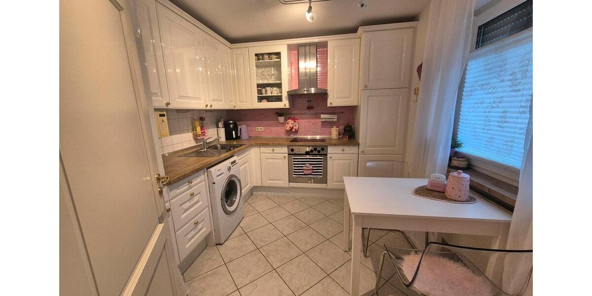 Etagenwohnung Trier Kürenz - 2.5 Zimmer, 84 m&sup2;, 1.025&euro; | Angebot:26649227