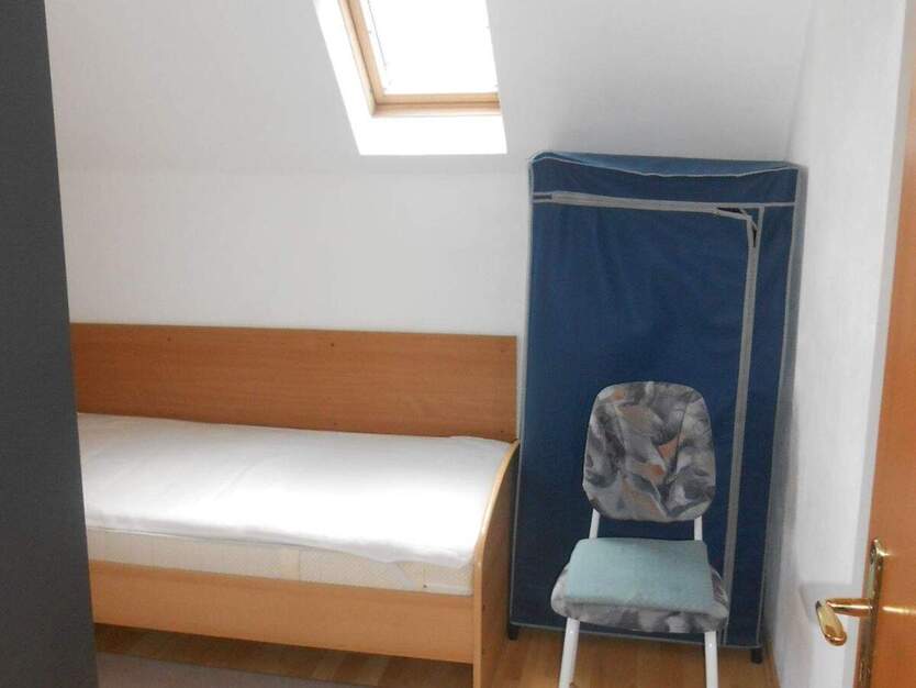 Möblierte Wochenedheimfahrer- Pendlerwohnung mit guter Ausstattung in Raunheim! 2 zimmer