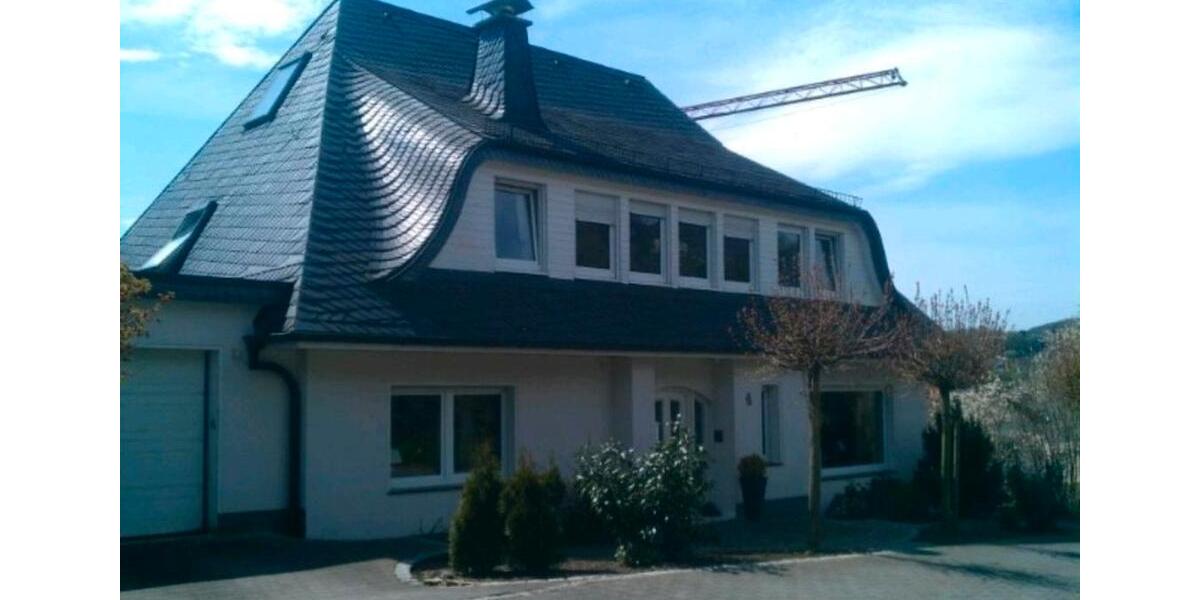 Einfamilienhaus Sundern (Sauerland) - 8 Zimmer, 270 m&sup2;, 1.850&euro; | Angebot:25821150