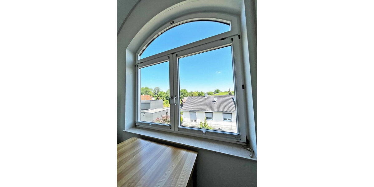 Etagenwohnung Lauffen am Neckar - 3 Zimmer, 89 m&sup2;, 1.200&euro; | Angebot:26716067