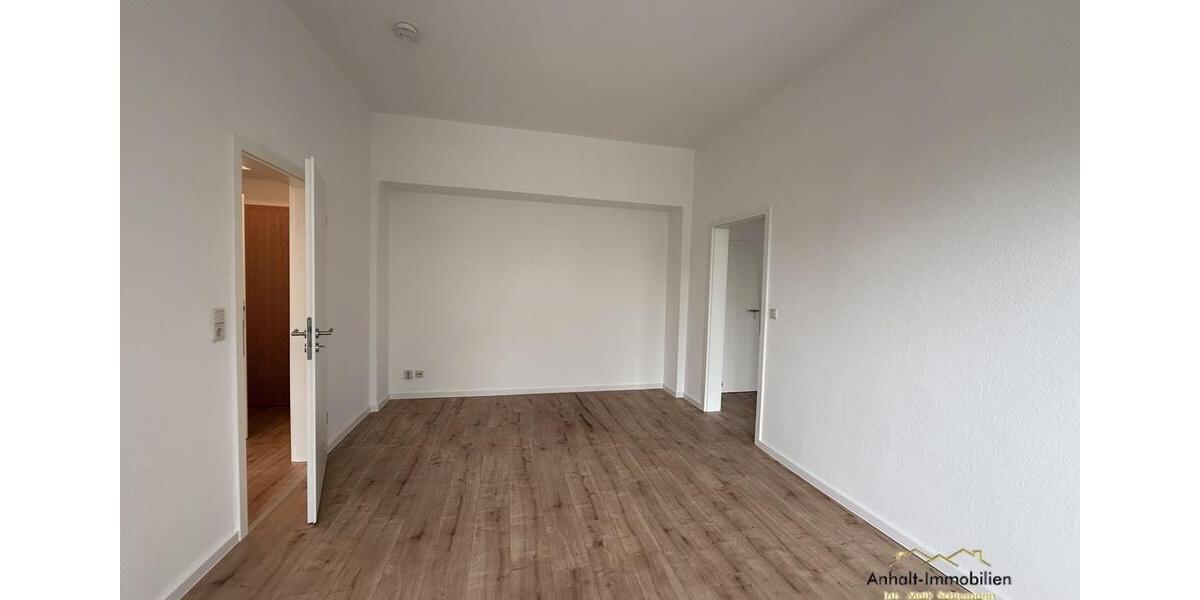 Etagenwohnung Bitterfeld-Wolfen Bitterfeld - 2 Zimmer, 60 m&sup2;, 495&euro; | Angebot:26487349
