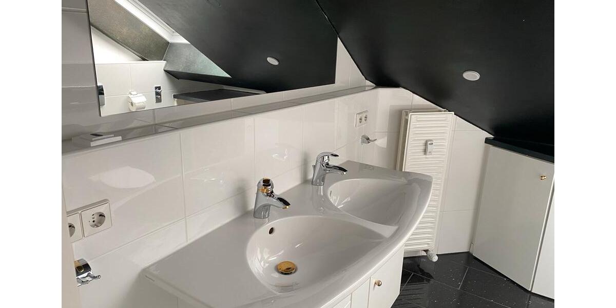 Maisonettenwohnung Stuttgart Hedelfingen - 4 Zimmer, 116 m&sup2;, 1.500&euro; | Angebot:26660148