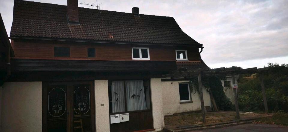 Einfamilienhaus Mellrichstadt - 5 Zimmer, 85 m&sup2;, 400&euro; | Angebot:26387968