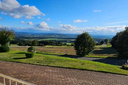 Helle 2-Zimmer Wohnung mit Fernblick zimmer