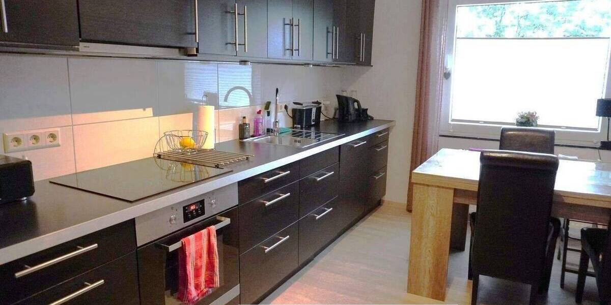 Gemütliche 4 Zimmer Wohnung mit großem Süd-Balkon in Innenstadtlage! 4 zimmer