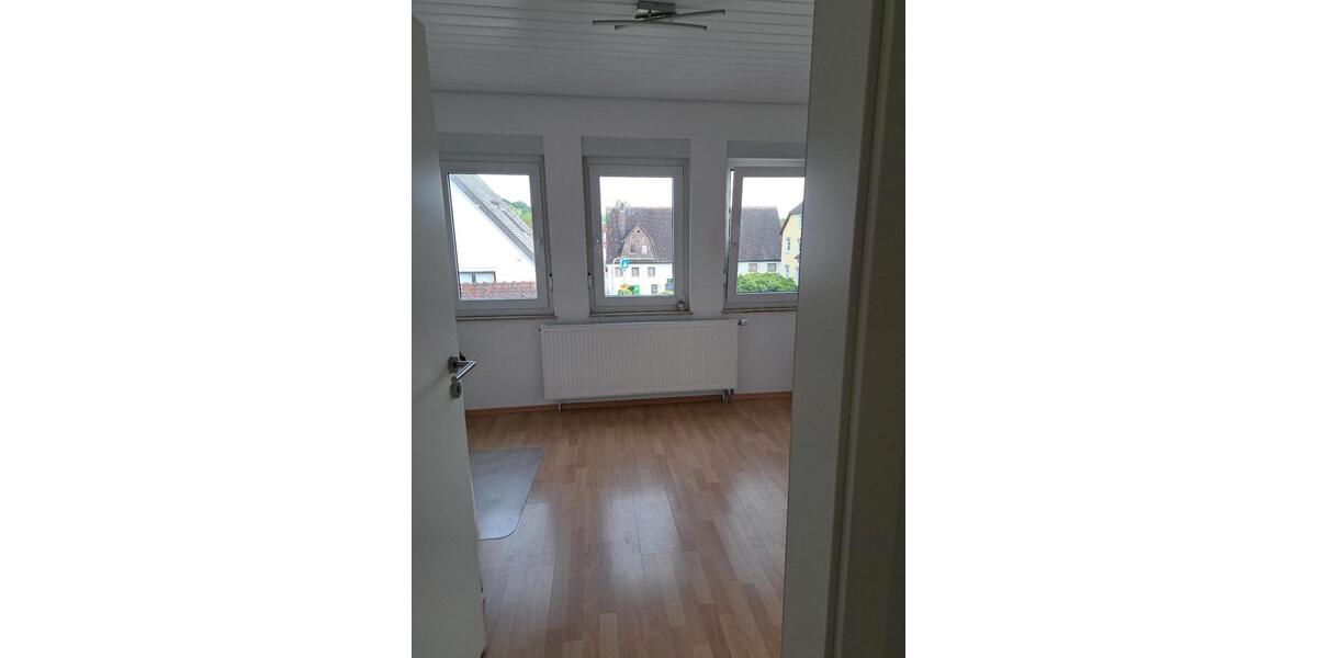 Dachgeschoßwohnung Bühlertann - 2 Zimmer, 50 m&sup2;, 520&euro; | Angebot:26588252