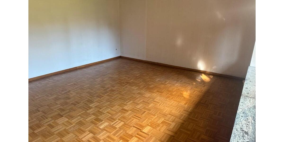 Einfamilienhaus Langenhagen Brink - 8 Zimmer, 168 m&sup2;, 2.600&euro; | Angebot:25422934