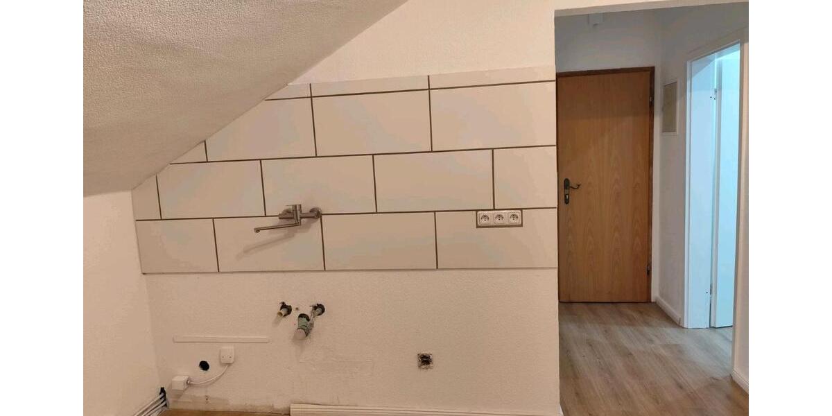 Dachgeschoßwohnung Iserlohn - 2 Zimmer, 49 m&sup2;, 520&euro; | Angebot:26453823
