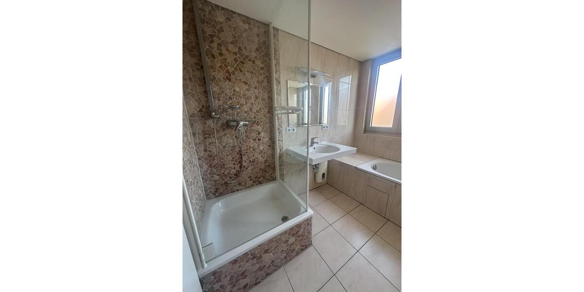 Einfamilienhaus Mannheim Fahrlach - 4.5 Zimmer, 132 m&sup2;, 2.290&euro; | Angebot:25548357