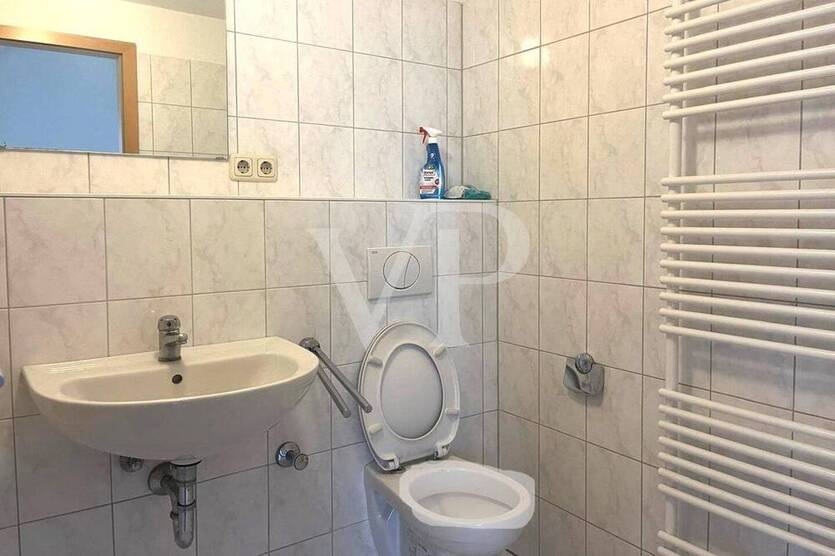 Renovierte 4-Zimmer Wohnung in zentraler Lage - Wilhelmstraße - WG geeignet