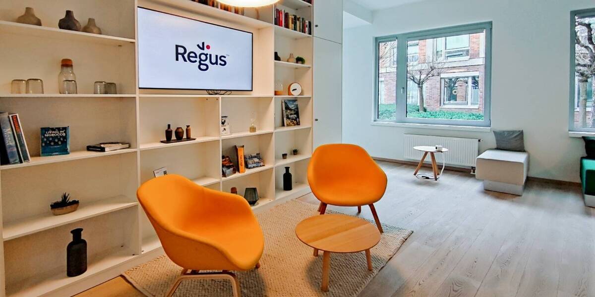 All-inclusive-Zugang zu professionellen Büroräumen für 5 Personen 30 sqm in Regus Centro zimmer