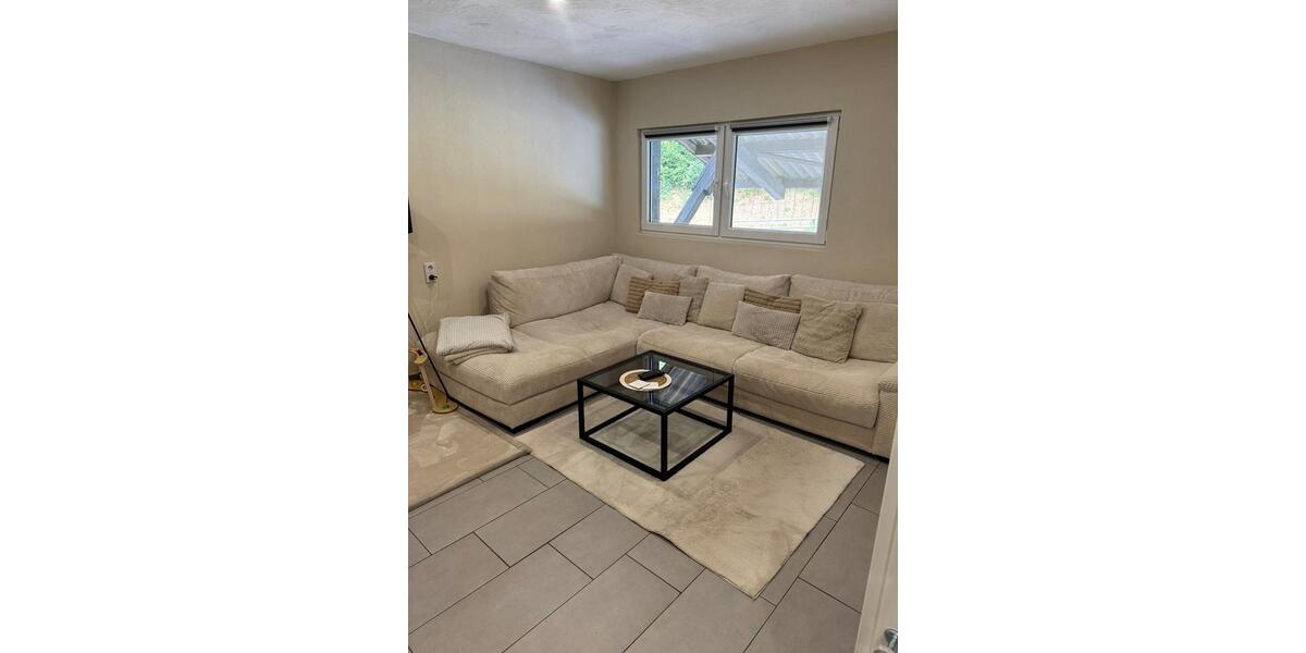 Etagenwohnung Lemberg - 2 Zimmer, 88 m&sup2;, 700&euro; | Angebot:24976225