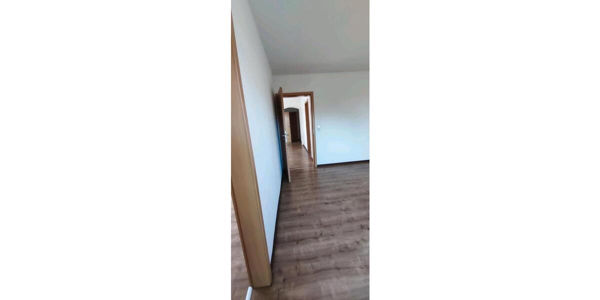 Etagenwohnung Saterland - 2 Zimmer, 95 m&sup2;, 690&euro; | Angebot:26237601