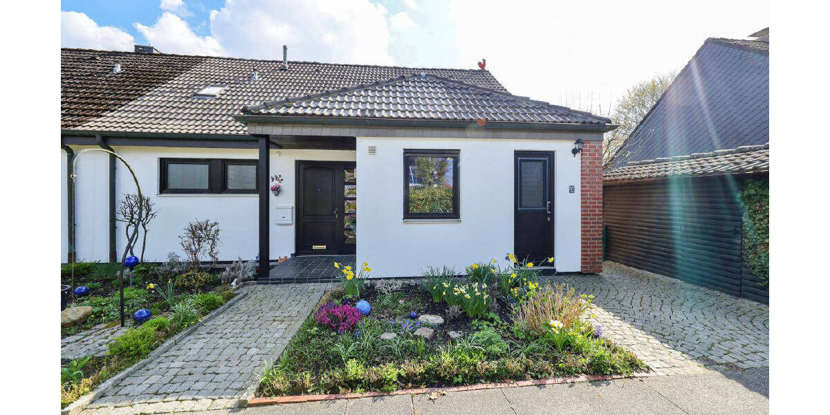 Doppelhaushälfte Wilhelmshaven-Aldenburg Neuende - 5 Zimmer, 141 m&sup2;, 1.100&euro; | Angebot:26741173