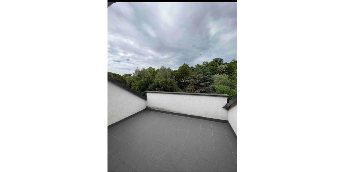 Dachgeschoßwohnung Kassel Philippinenhof-Warteberg - 1 Zimmer, 80 m&sup2;, 1.400&euro; | Angebot:25655264